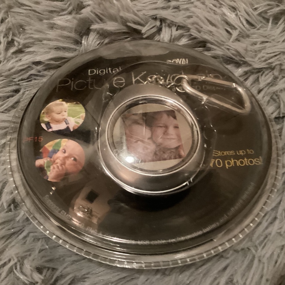 Royal Digital Picture Keychain New